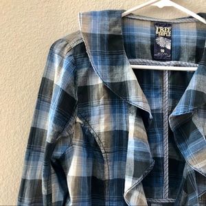 FREE PEOPLE  *runs small* plaid blazer shirt